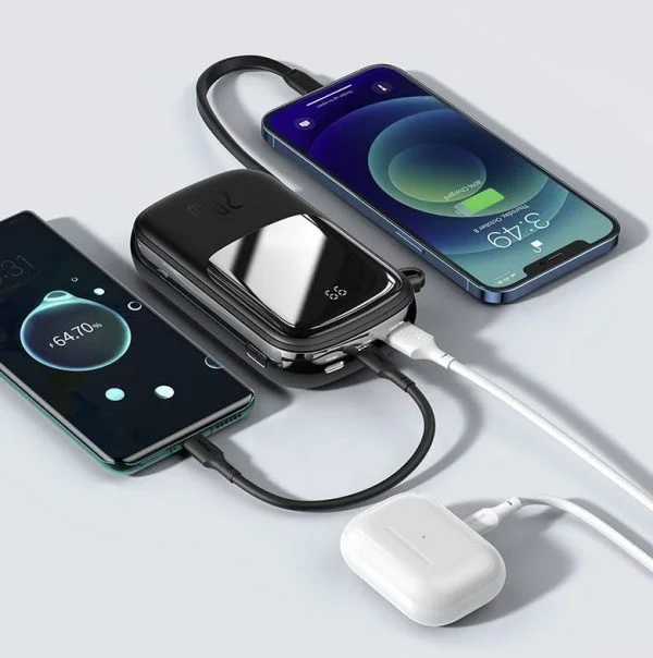 Baseus Power Bank 20000mAh Qpow Digital Display 20W  Iphone Lightning Cable Black PPQD-H01 - Image 3